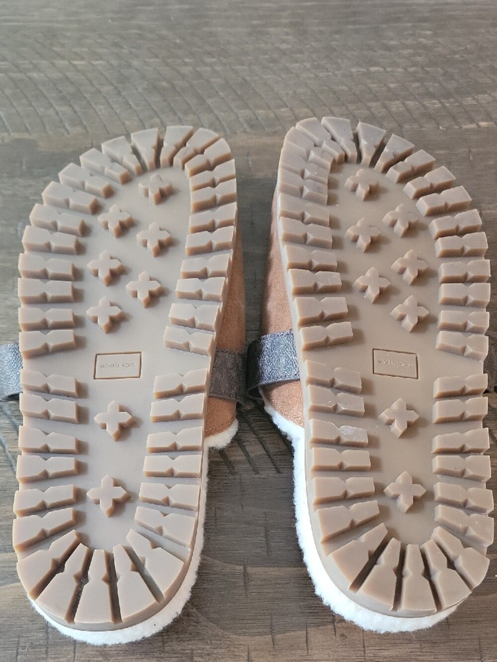 Michaels Kors Suede Shearling-Lined Mules - Picture 4 of 6